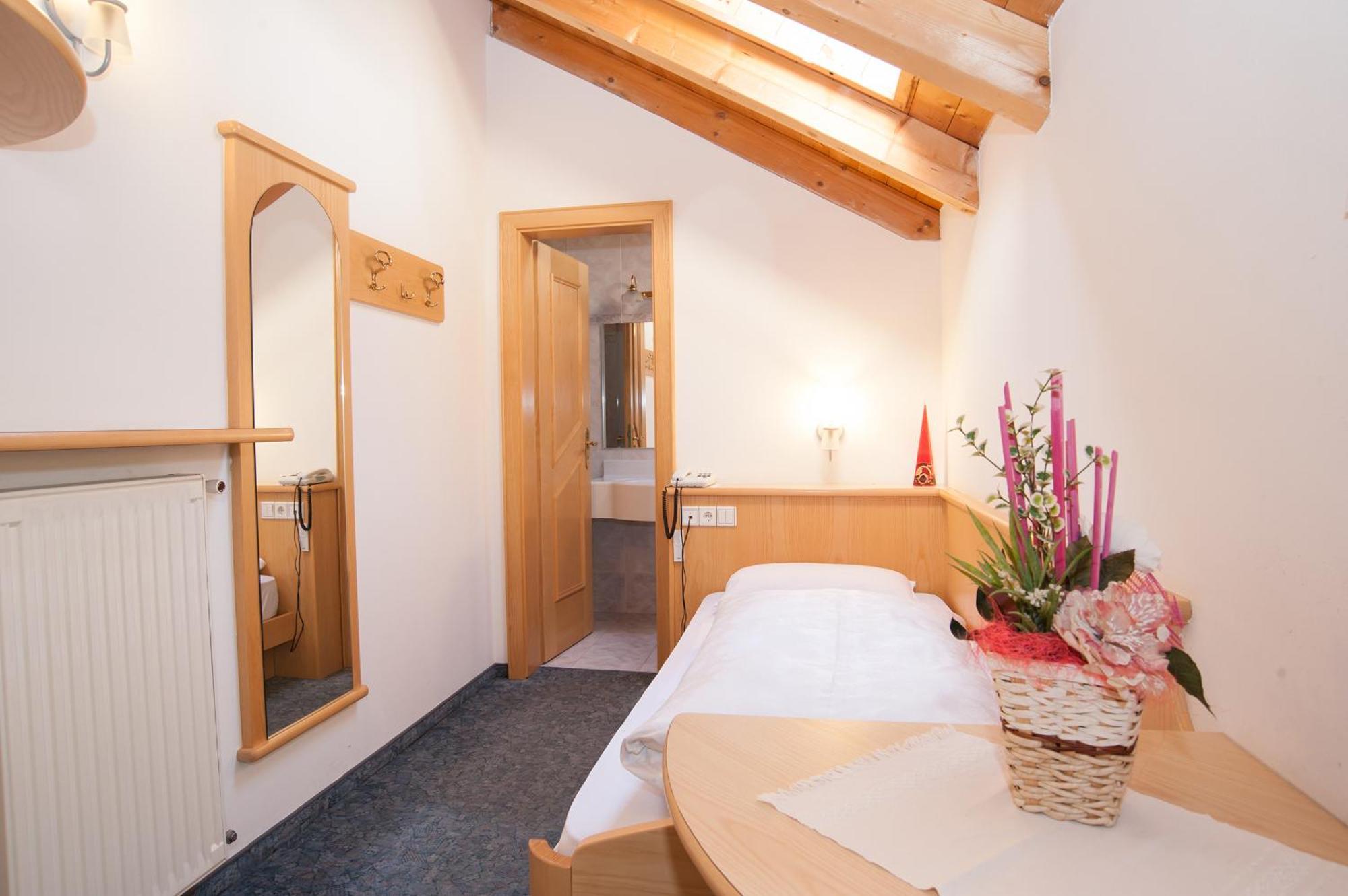 Hotel Vernel Santa Cristina Val Gardena Номер фото